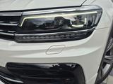 Volkswagen Tiguan 2.0 TDI SCR 176kW DSG 4MOTION Highlin... - Volkswagen Tiguan mit Diesel-Antrieb: Vollleder, Beheizbares Lenkrad, Automatik