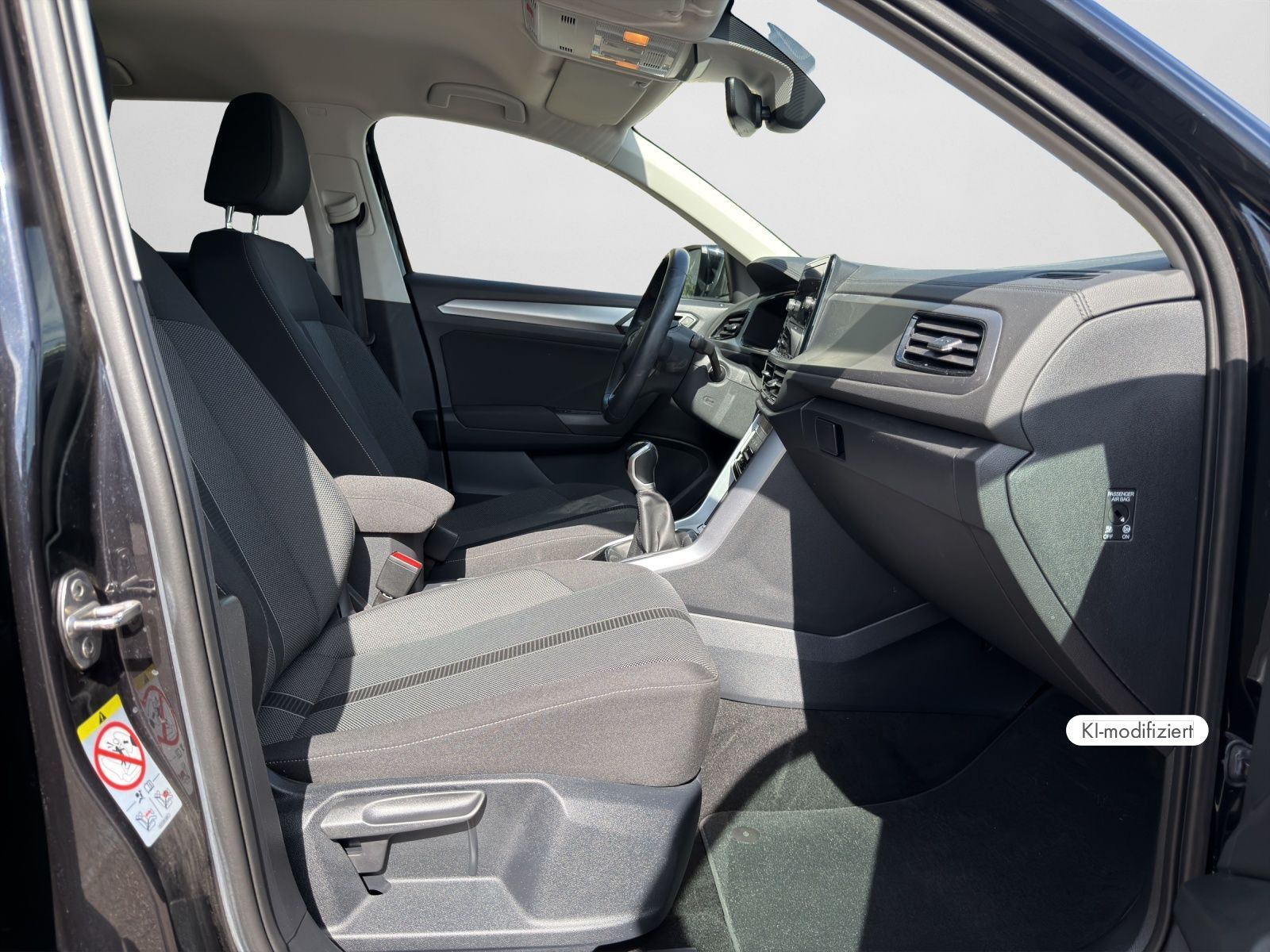 Volkswagen T-Roc - Bild 5