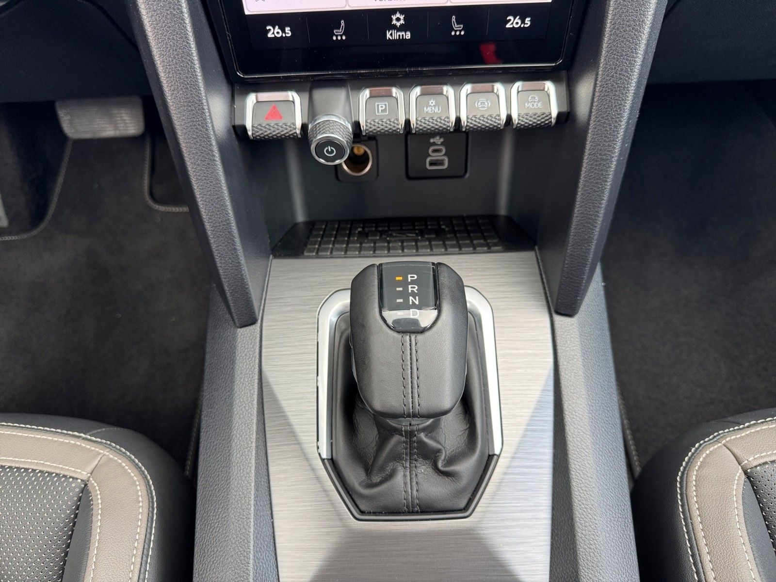 Fahrzeugabbildung Volkswagen Amarok 3.0 TDI  Aventura 4Motion