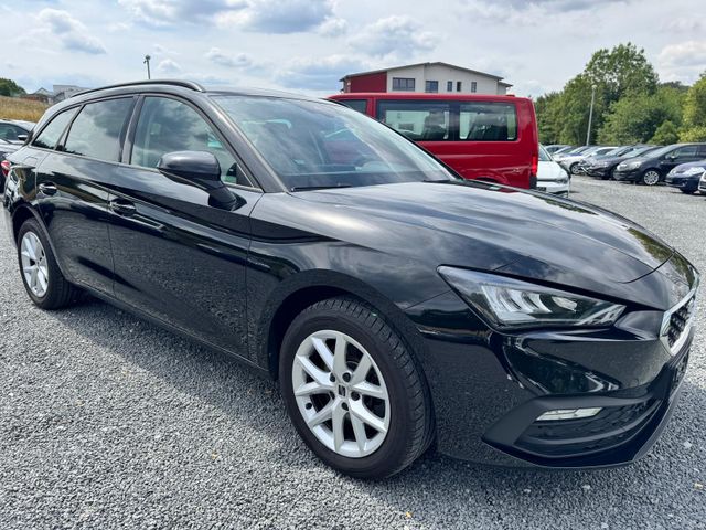 SEAT Leon ST 2.0 TDI *STYLE*PDCHI+VO+PARK-ASSIST*DAB*