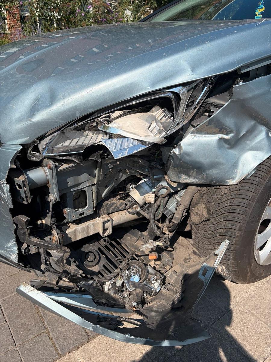Peugeot 508 2011 — photo 15