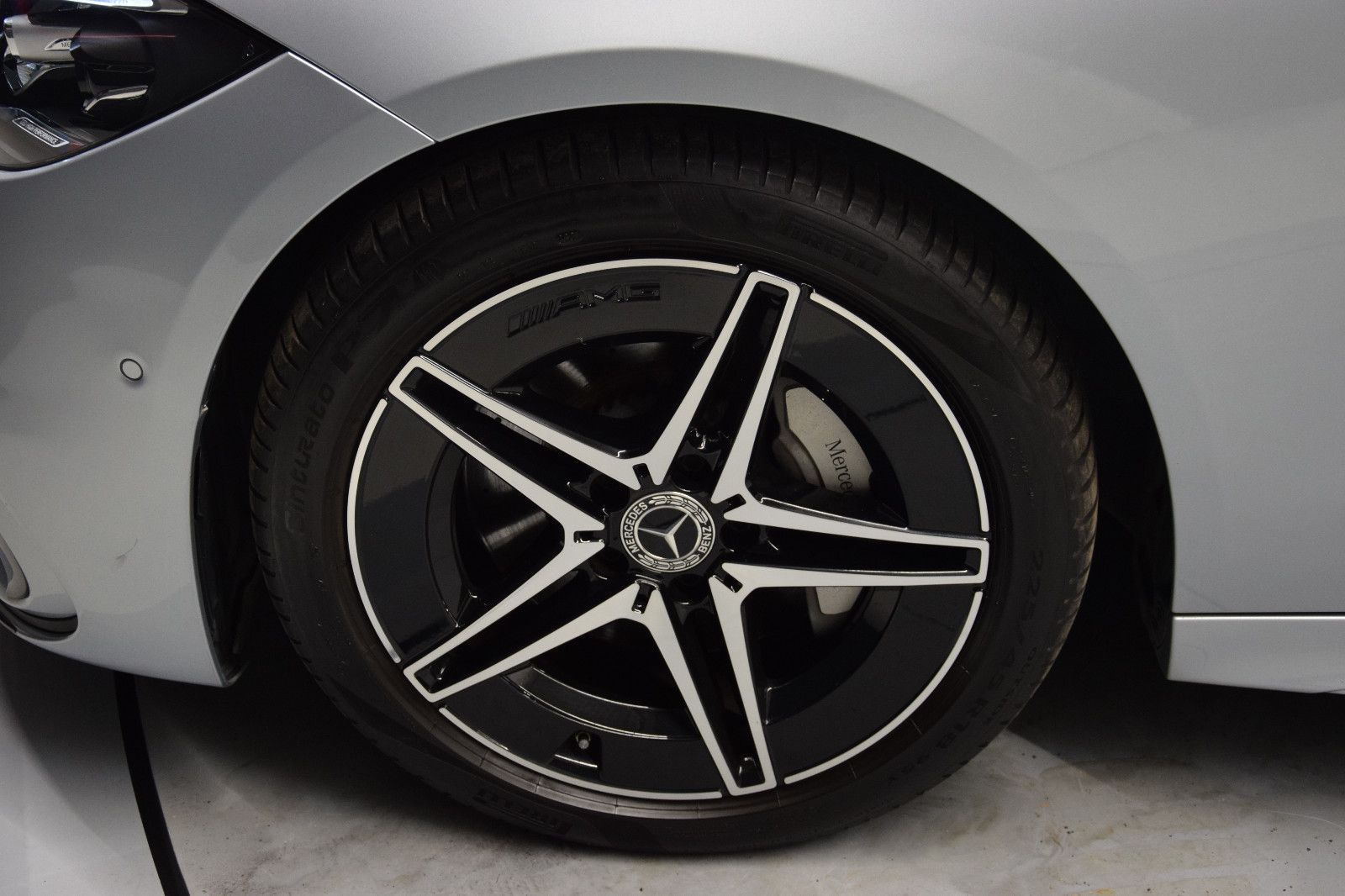 Fahrzeugabbildung Mercedes-Benz C 200 T AMG Night Pano Ambiente 360°