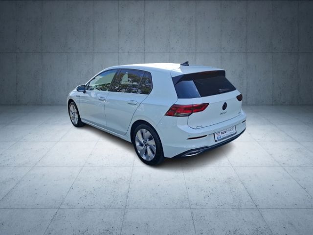 Volkswagen Golf VIII 1.5 eTSI DSG Style LEDplus+NAVI+LHZ+PD imagem 3