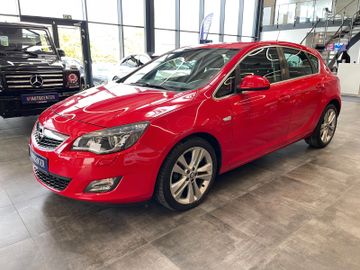 MYAUTOCENTER – Gebraucht- und Jahreswagen mit Werkstattservice in Pfaffenhofen Opel Astra J Lim. 5-trg. Cosmo *Klima*PDC*Tempomat*