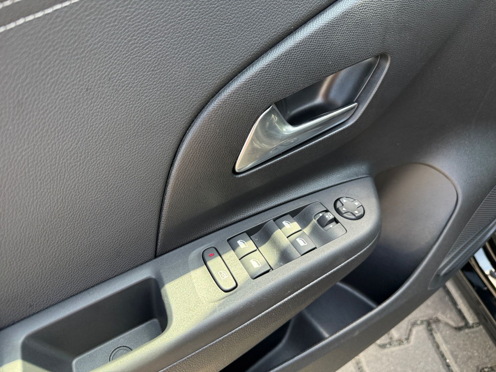 Fahrzeugabbildung Opel Corsa F 1.2 Turbo GS PANO RFK IntelliLux