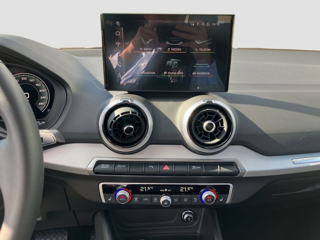 Fahrzeugabbildung Audi Q2 35 1.5 TFSI S line *MATRIX-LED*KAMERA*ACC*