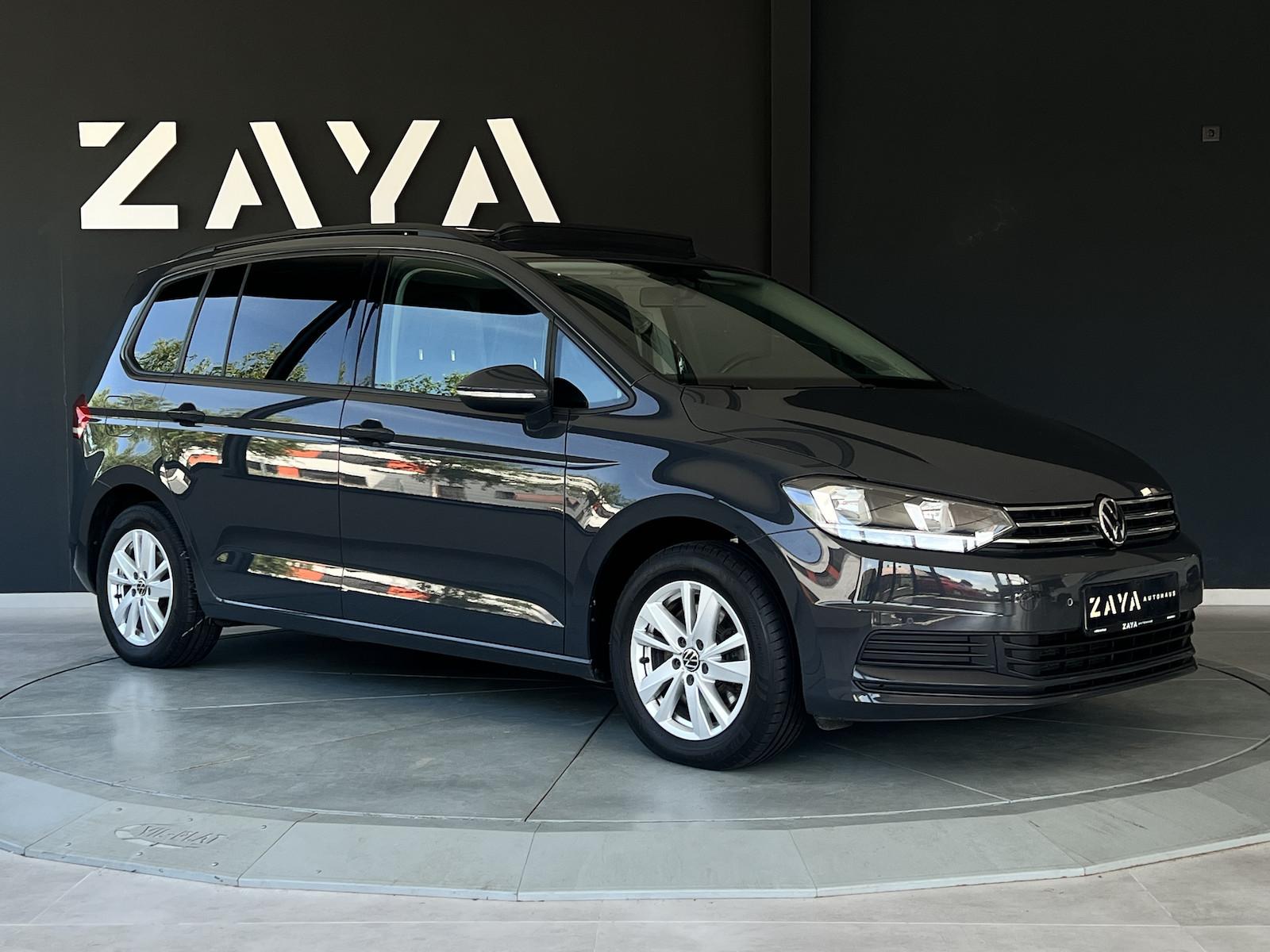 Volkswagen Touran 2.0 TDI*PANO*R-KAMERA*CARPLAY*