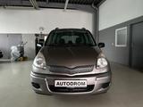 Toyota Yaris Verso 1.3 Sol 1.Hand - Toyota Yaris: Kleinbus