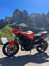 Triumph Street Triple 675r  - TRIUMPH 2009 STREET TRIPLE