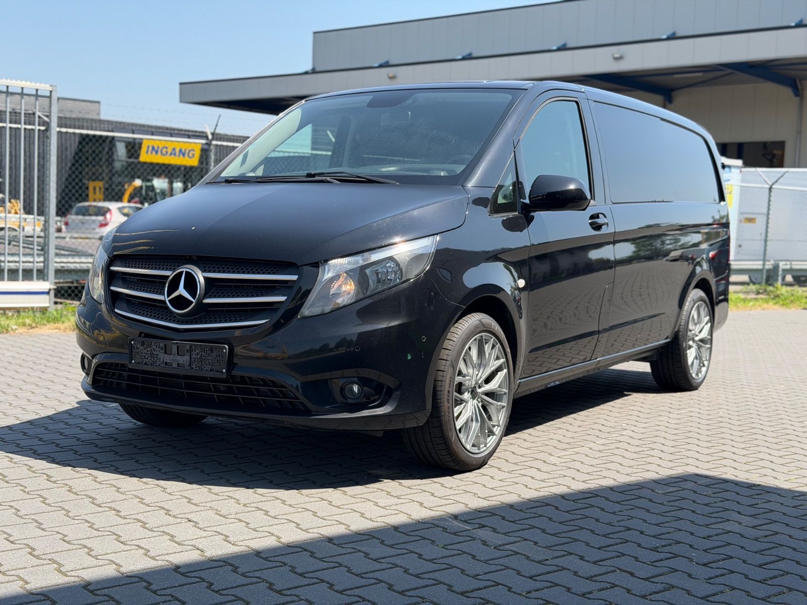 MERCEDES-BENZ Vito