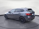 BMW 118i Limousine Sport Line Navi LED Bluetooth PDC - BMW 1er Reihe Gebrauchtwagen in Stuttgart