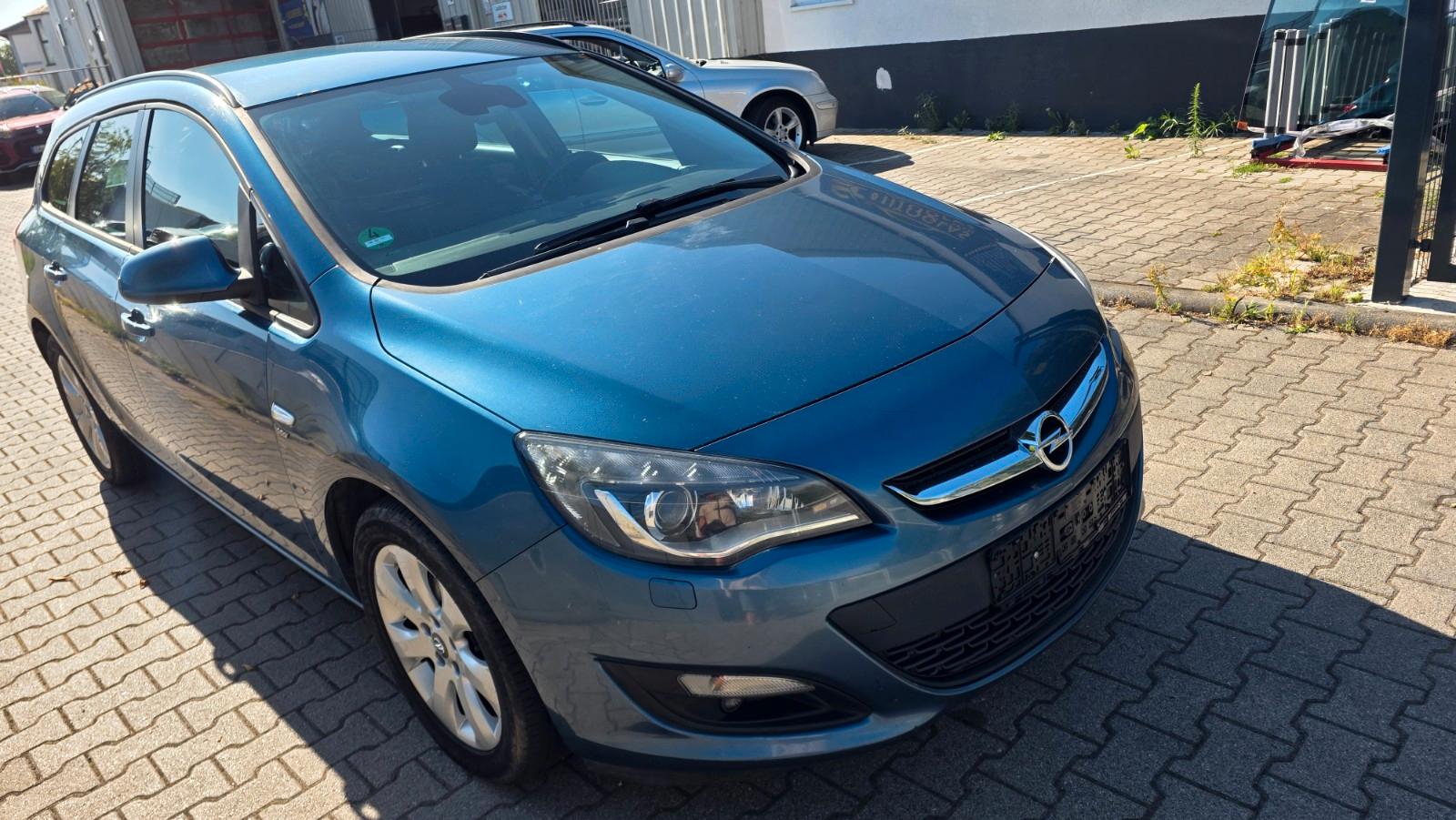 Opel Astra 2014 — engine 1.956 cm³, 165 HP (121kW)