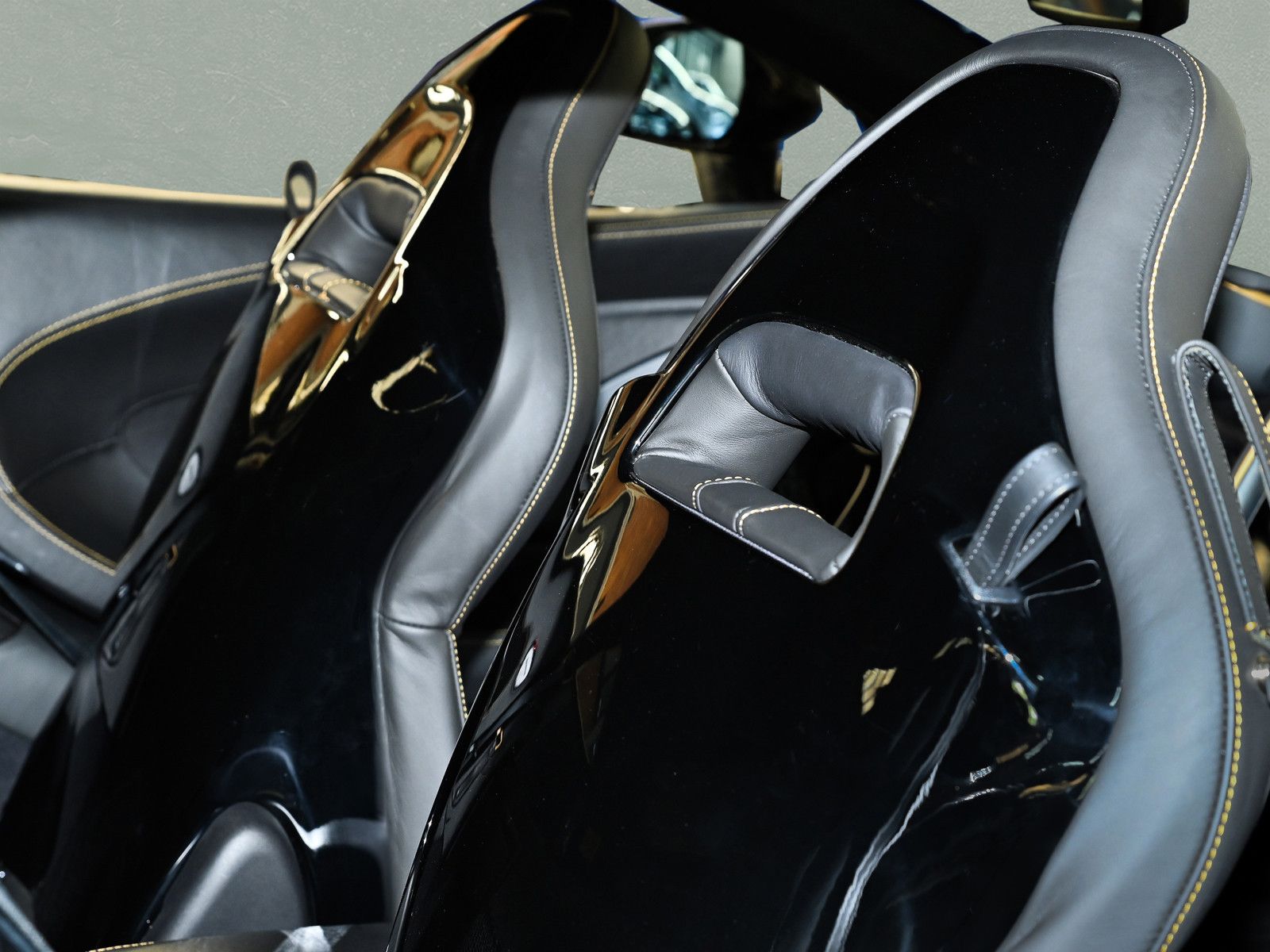 Fahrzeugabbildung McLaren 570S - Lift | Bowers&Wilkins | Nappa | Softclose