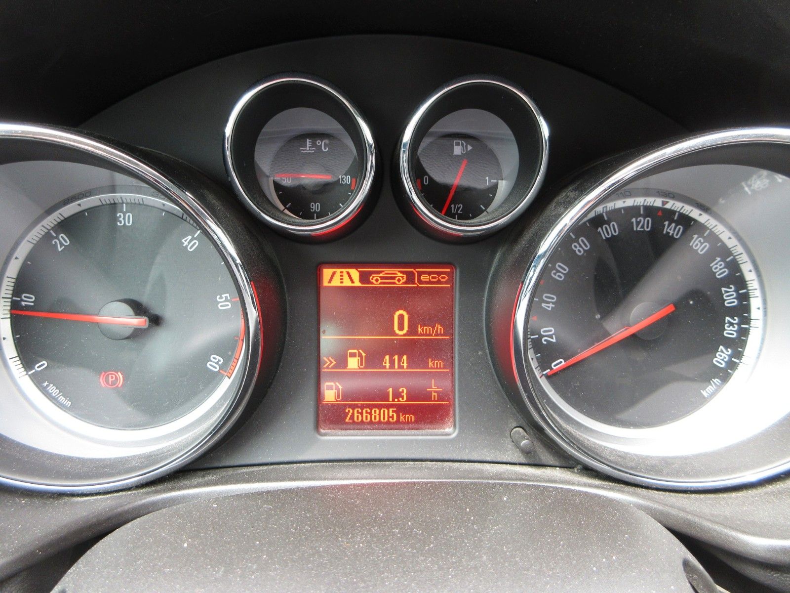 Fahrzeugabbildung Opel Insignia A ST 2.0CDTI Innovatio LED/NAVI/PDC/AHK