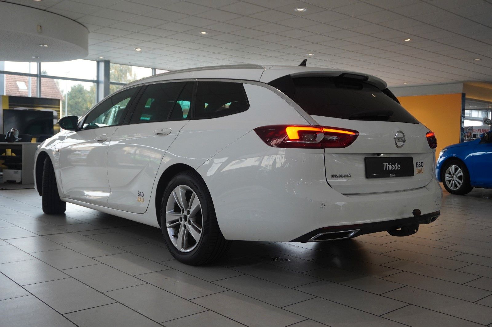 Fahrzeugabbildung Opel Insignia B ST 2.0D BUSINESS NAVI/LED/KAMERA/AHK