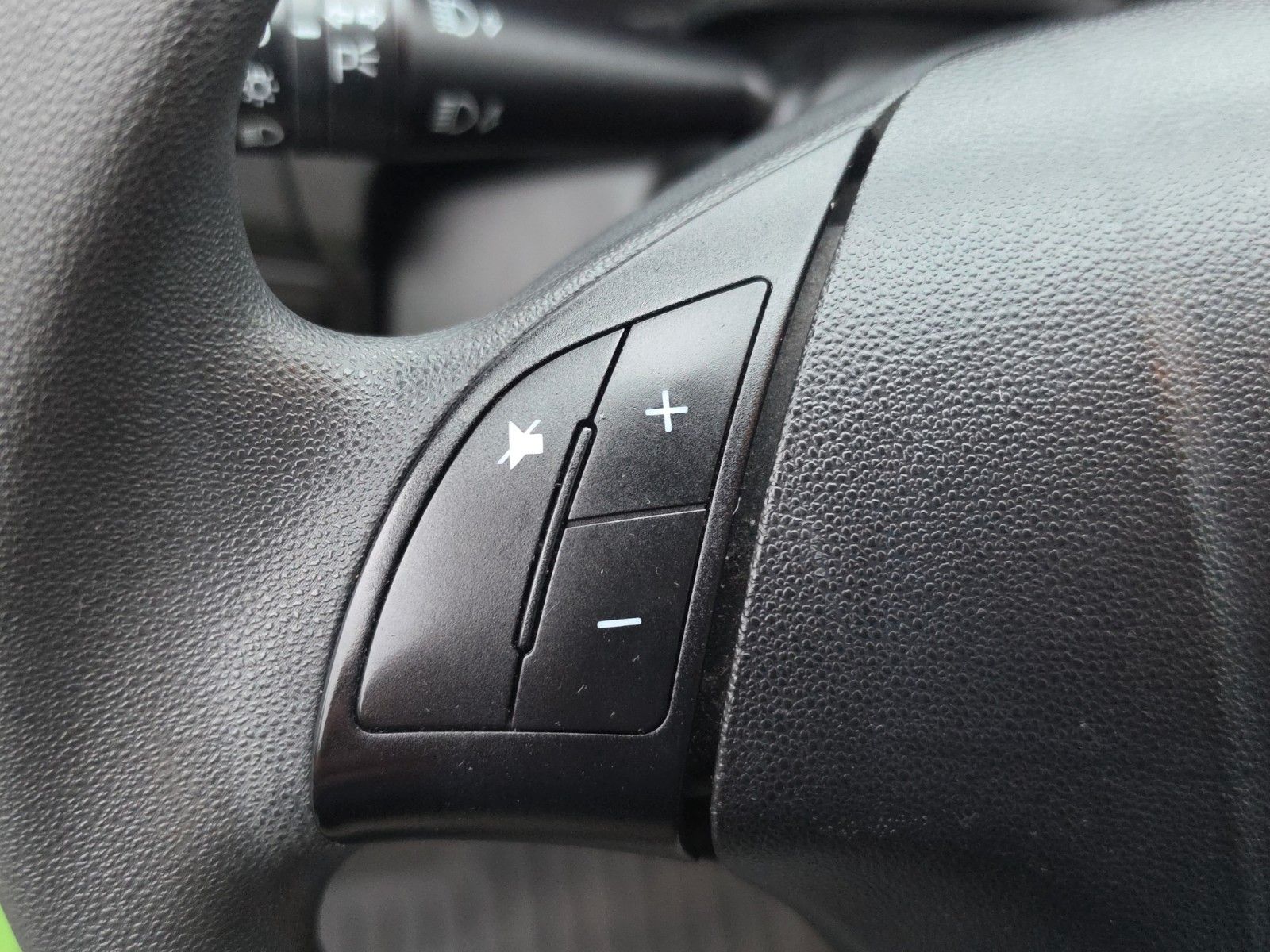 Fahrzeugabbildung Fiat Qubo 1.4 8V MY QUBO AUS 1.HAND