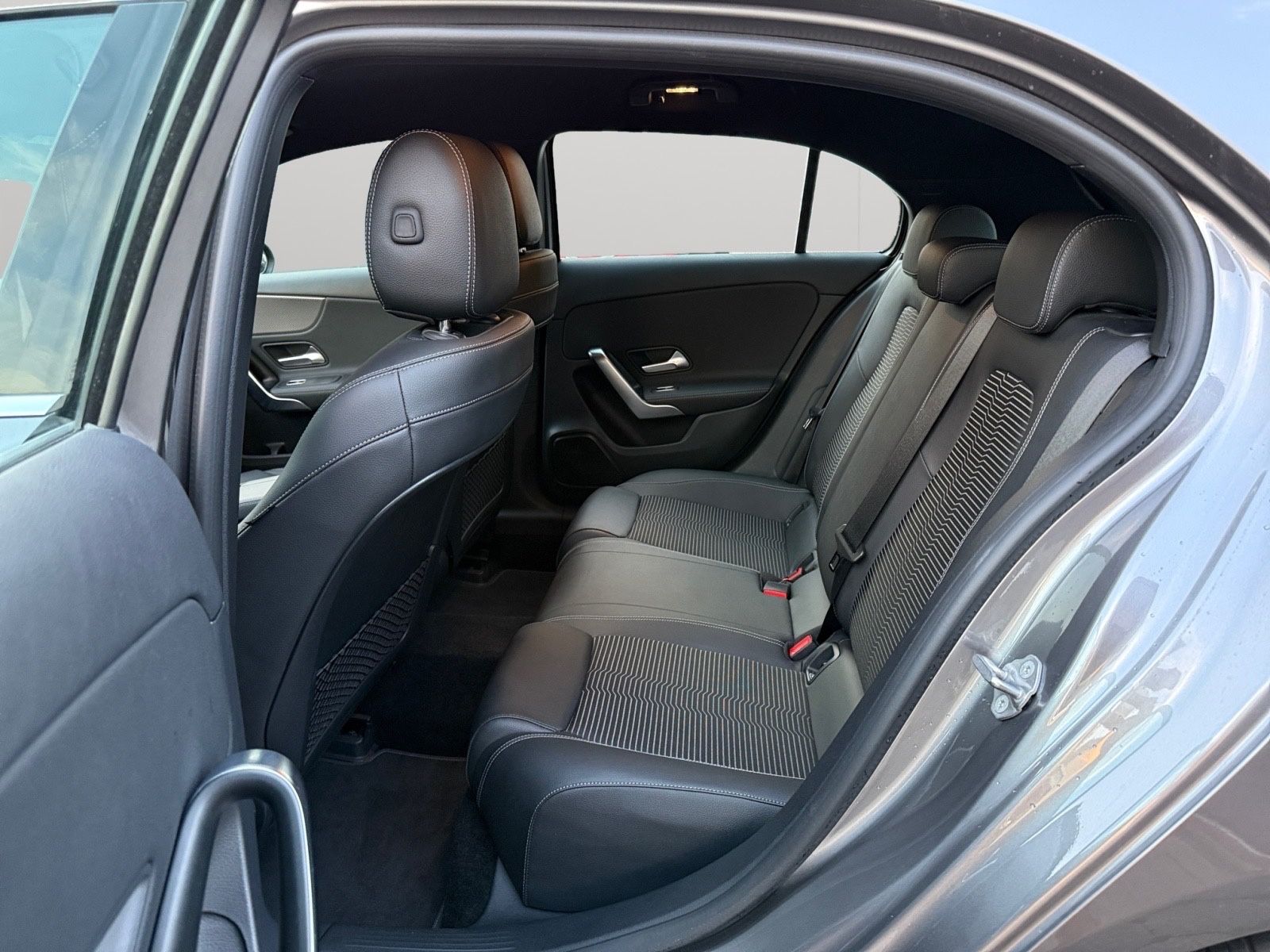 Fahrzeugabbildung Mercedes-Benz A 220 A -Klasse*LED*8Fach Alu*Sehr gepflegt