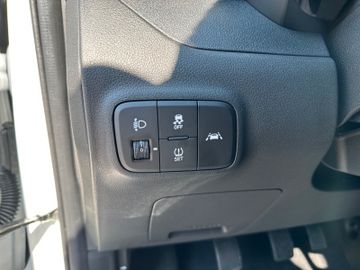 Hyundai i10 1.0 CONNECT & GO - NAVI - SOFORT