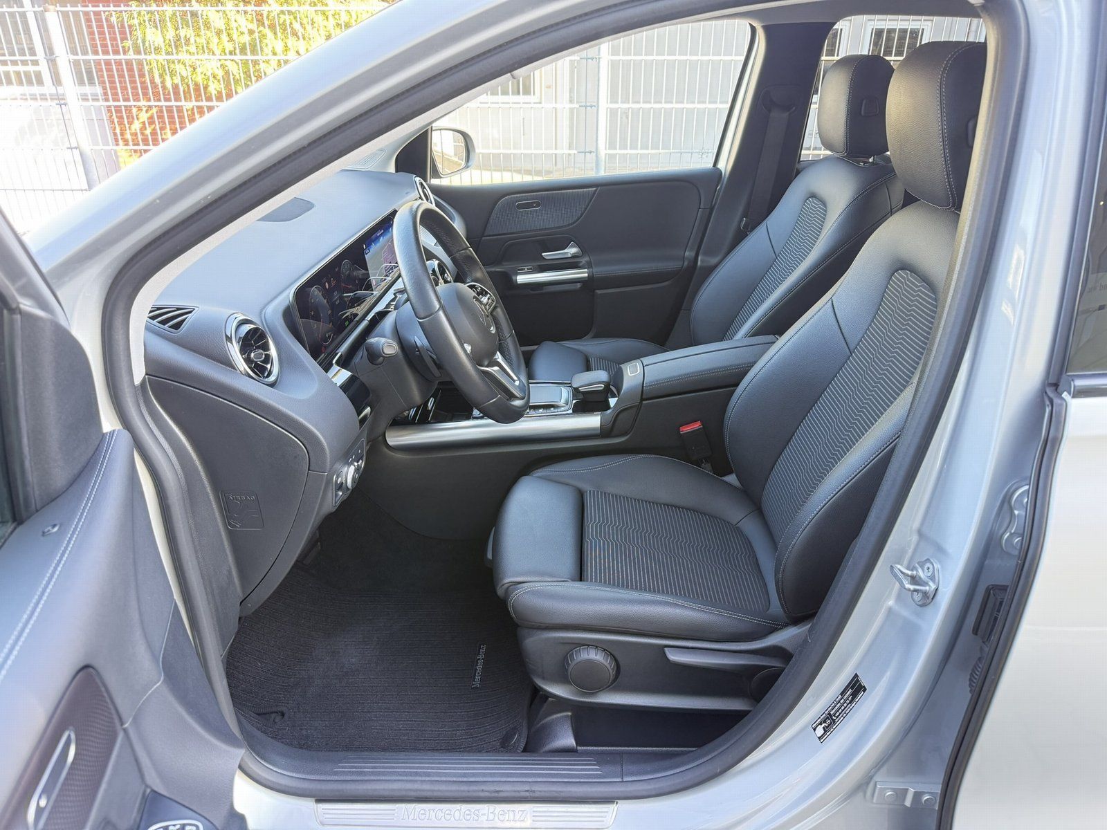 Fahrzeugabbildung Mercedes-Benz B 250 e Progressive*KAMERA*LED*NAVI*SITZHEIZUNG*