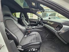 Fahrzeugabbildung Panamera GTS Luftfederung AD Niveau El. Panodach