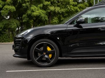 Porsche Macan - 4