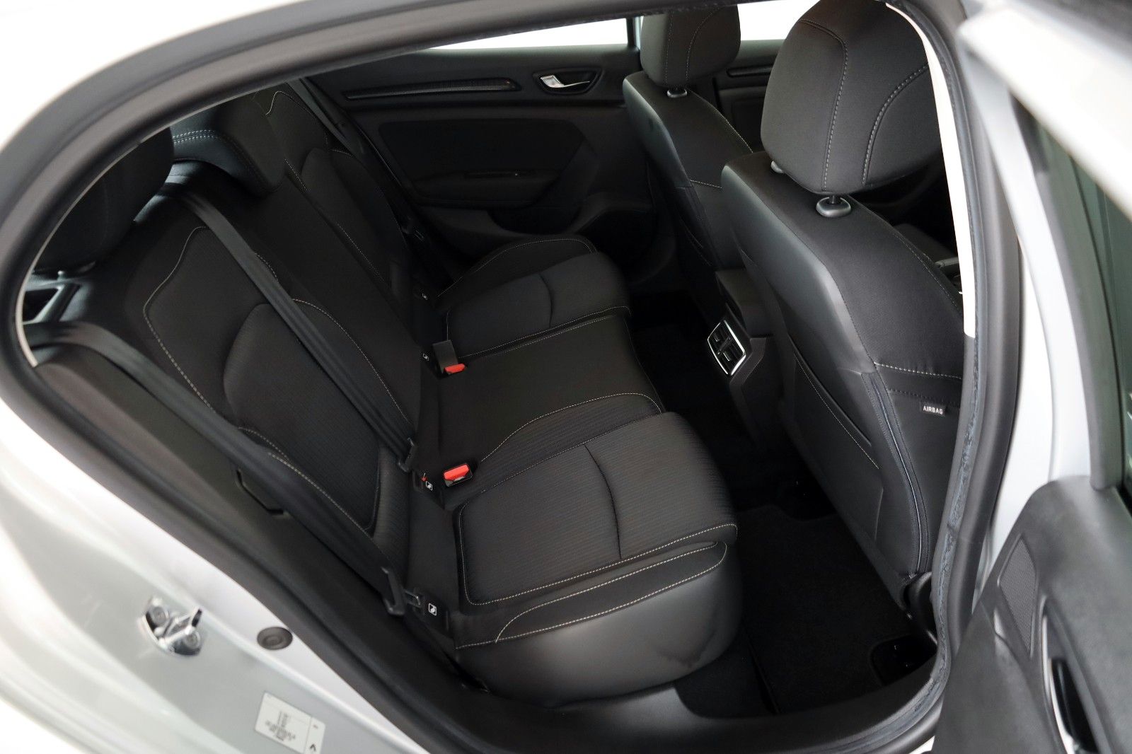 Fahrzeugabbildung Renault Megane IV Lim. 5-trg. Navi,City-/Safety-Paket