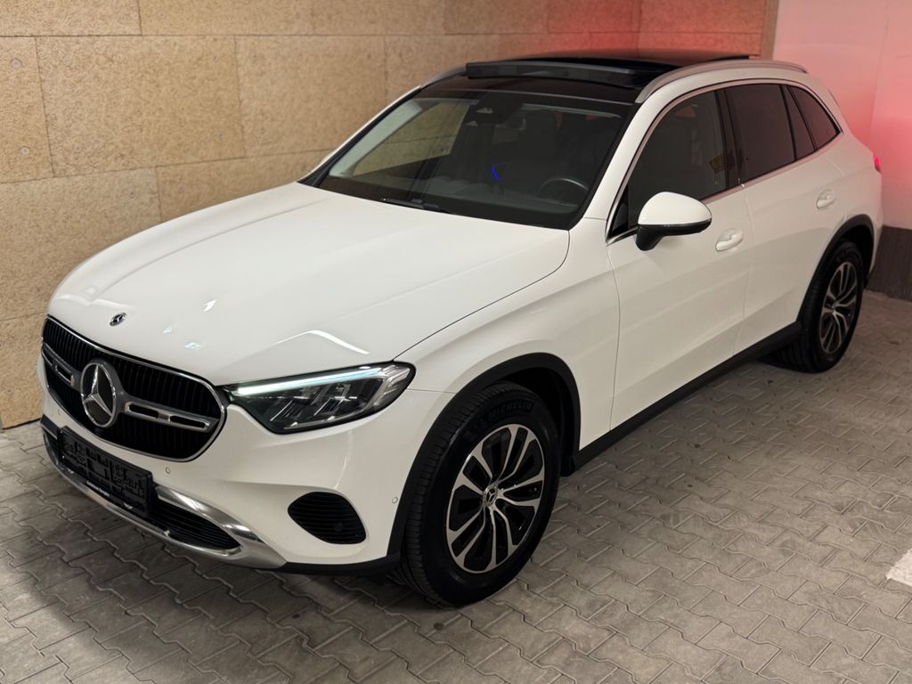 Image of Mercedes-Benz GLC 220