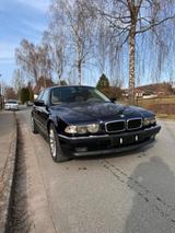 BMW e38 730d - BMW 730: E38