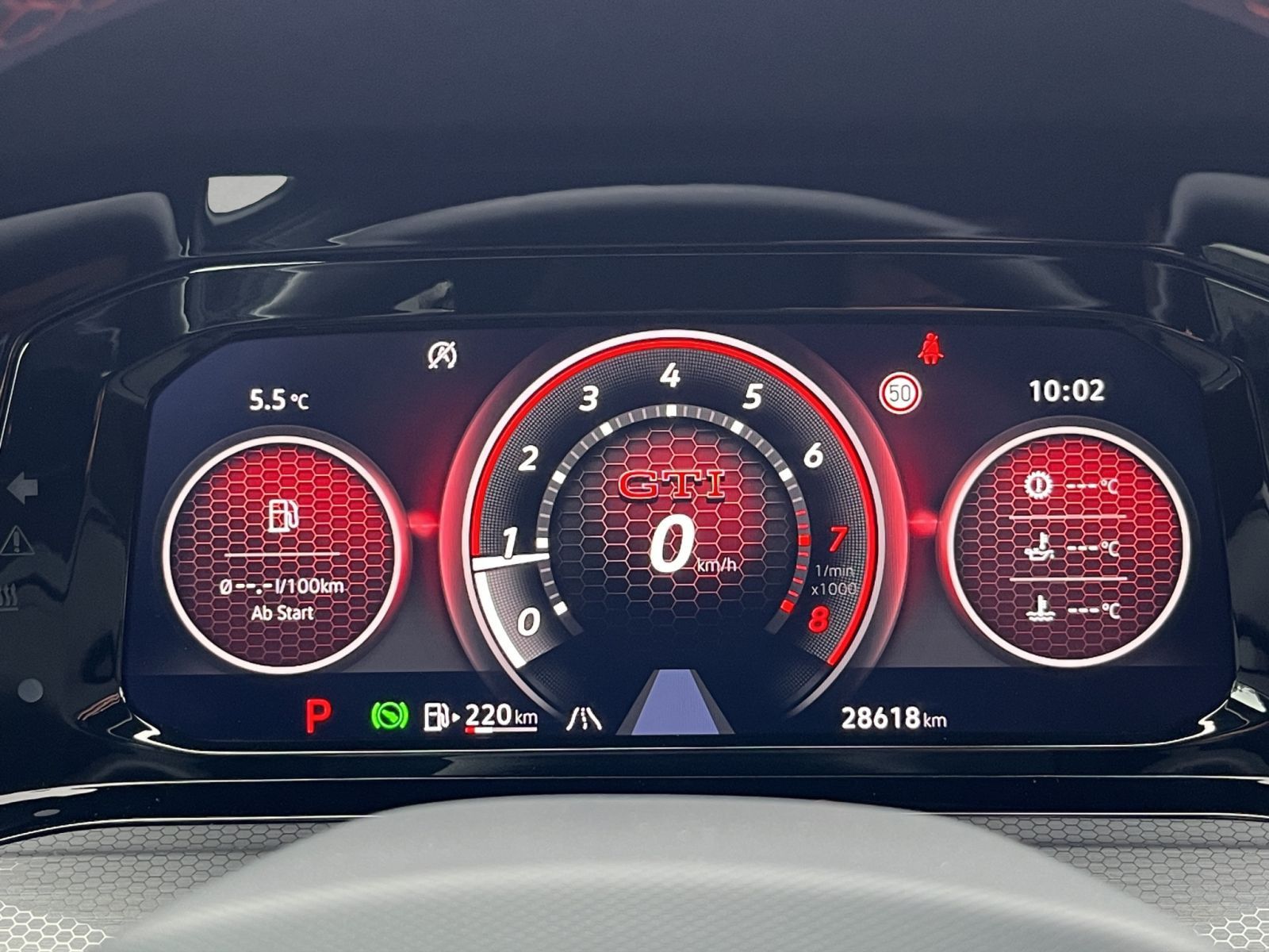Volkswagen Golf VIII 2.0 TSI DSG GTI Clubsport Harman Kardo foto 14