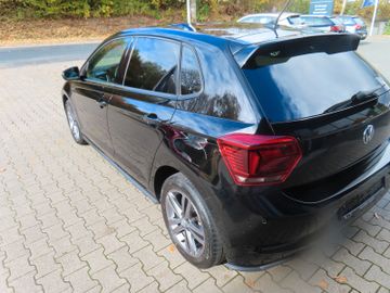 Fotografie 5 des VW Polo VI Highline 1.0 85kw R-Line Paket Pano
