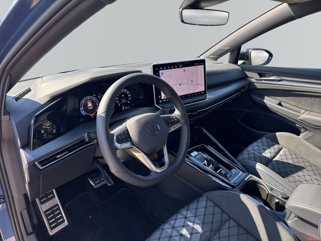 Golf 2.0 TDI DSG R-LINE AHK+LED+NAVI.+KAMERA+ACC