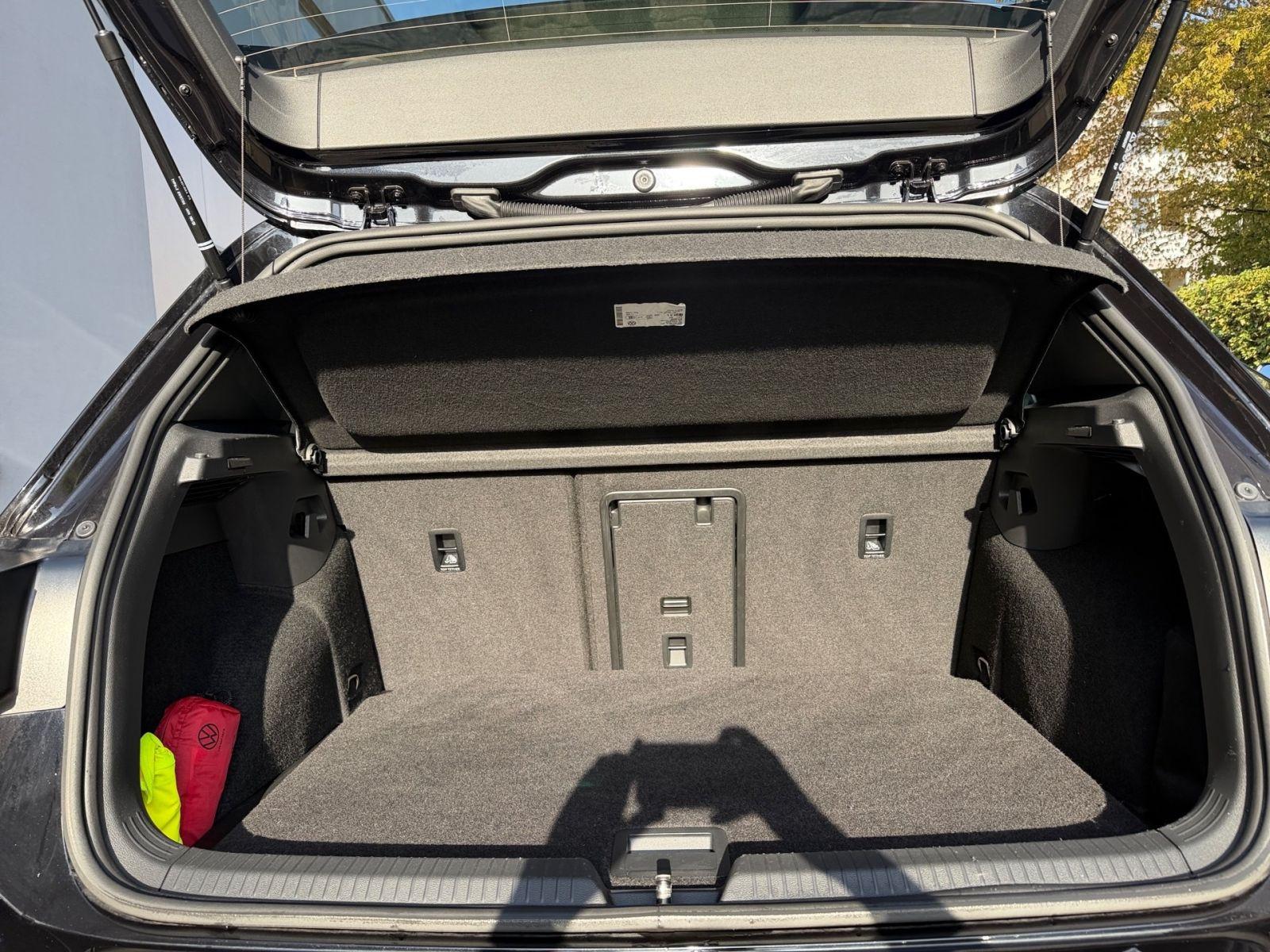 Volkswagen Golf VIII 2.0 TSI DSG GTI Navi IQ.LIGHT LED-Ma, миниатюра 6