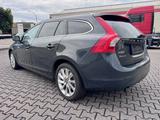 Volvo V60 T3 Summum Xenium LEDER+SHD+CAM - Volvo: Summum