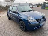 Renault Clio 2  1.2 L Tüv bis 01.28 - gebrauchte Renault Clio aus dem Jahr 2004