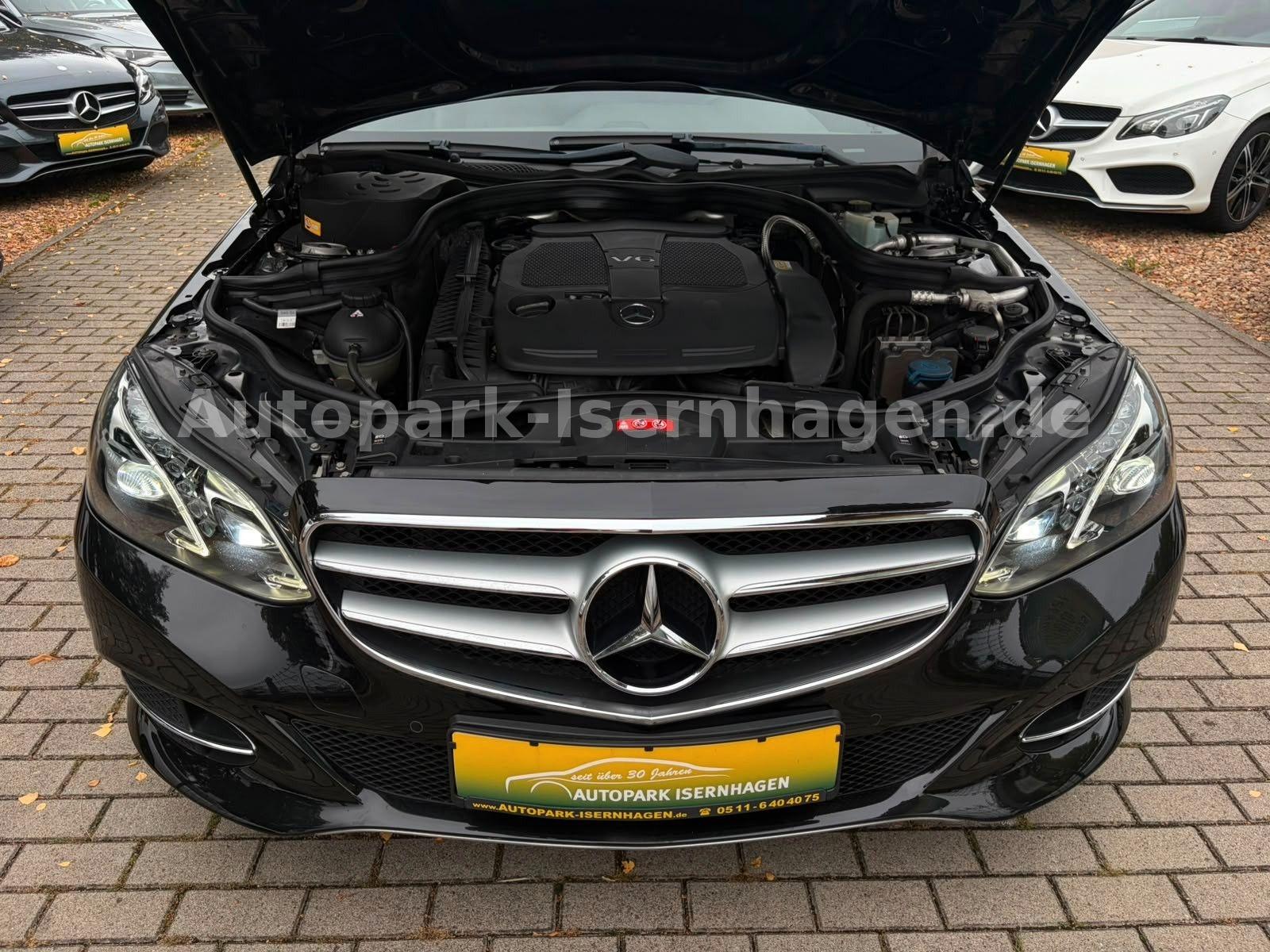 Mercedes-Benz E 300 Avantgarde*FL*Pano*Leder*4xSZH*Keyless*Xen