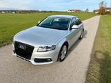 Audi A4 B8  2.0 TDI  / TÜV neu im Juni 2025 - Audi A4 aus 2008 mit Diesel-Antrieb: Limousine