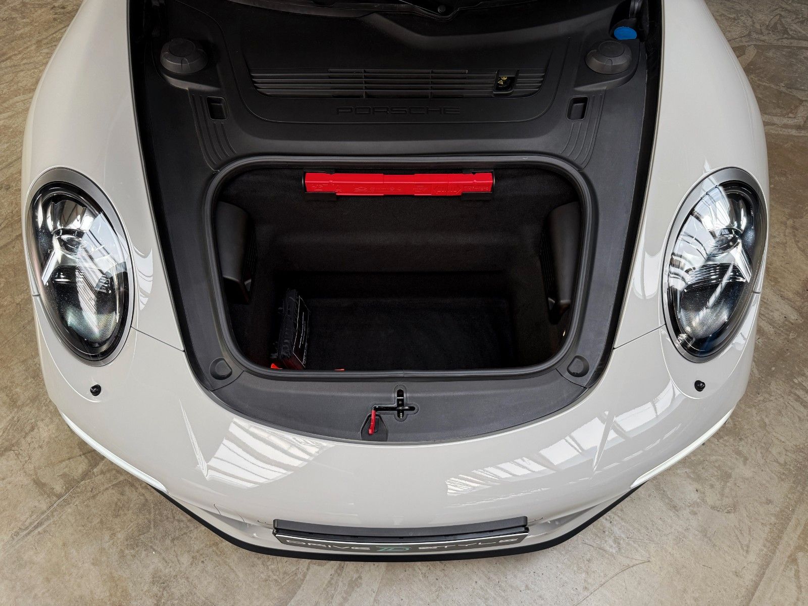 Fahrzeugabbildung Porsche 991 4 GTS + Lift + Vierradlenk + Appr. + Scheckh