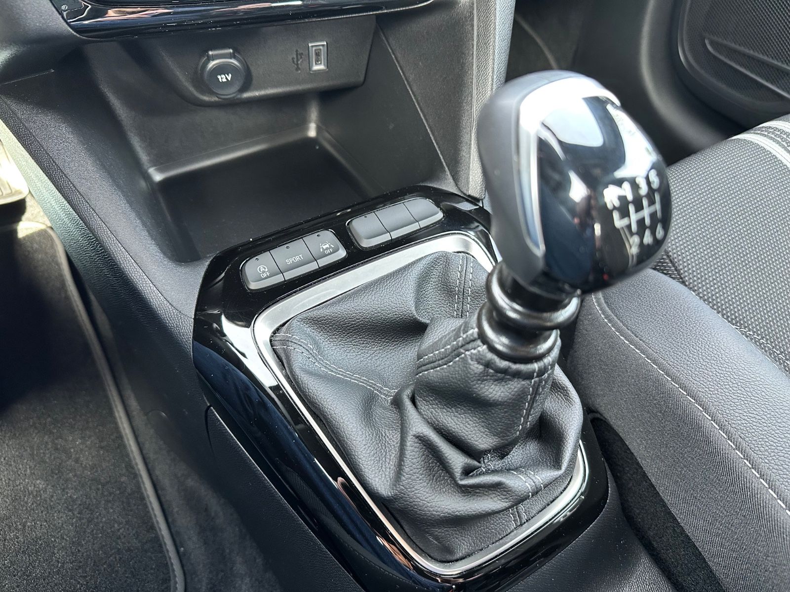 Fahrzeugabbildung Opel Corsa F GS*SHZ*PDC*Lenkradheizung*Rückfahrkamera