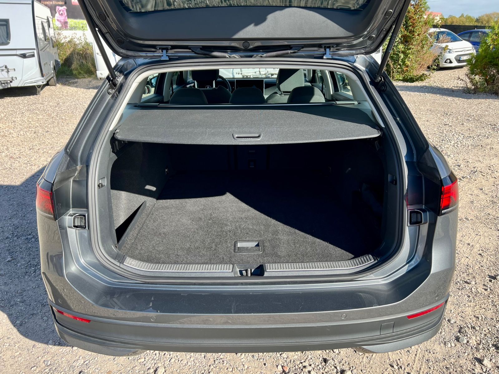 VW Passat Variant 1.5 eTSI AAC GZJR KAMERA SHZ