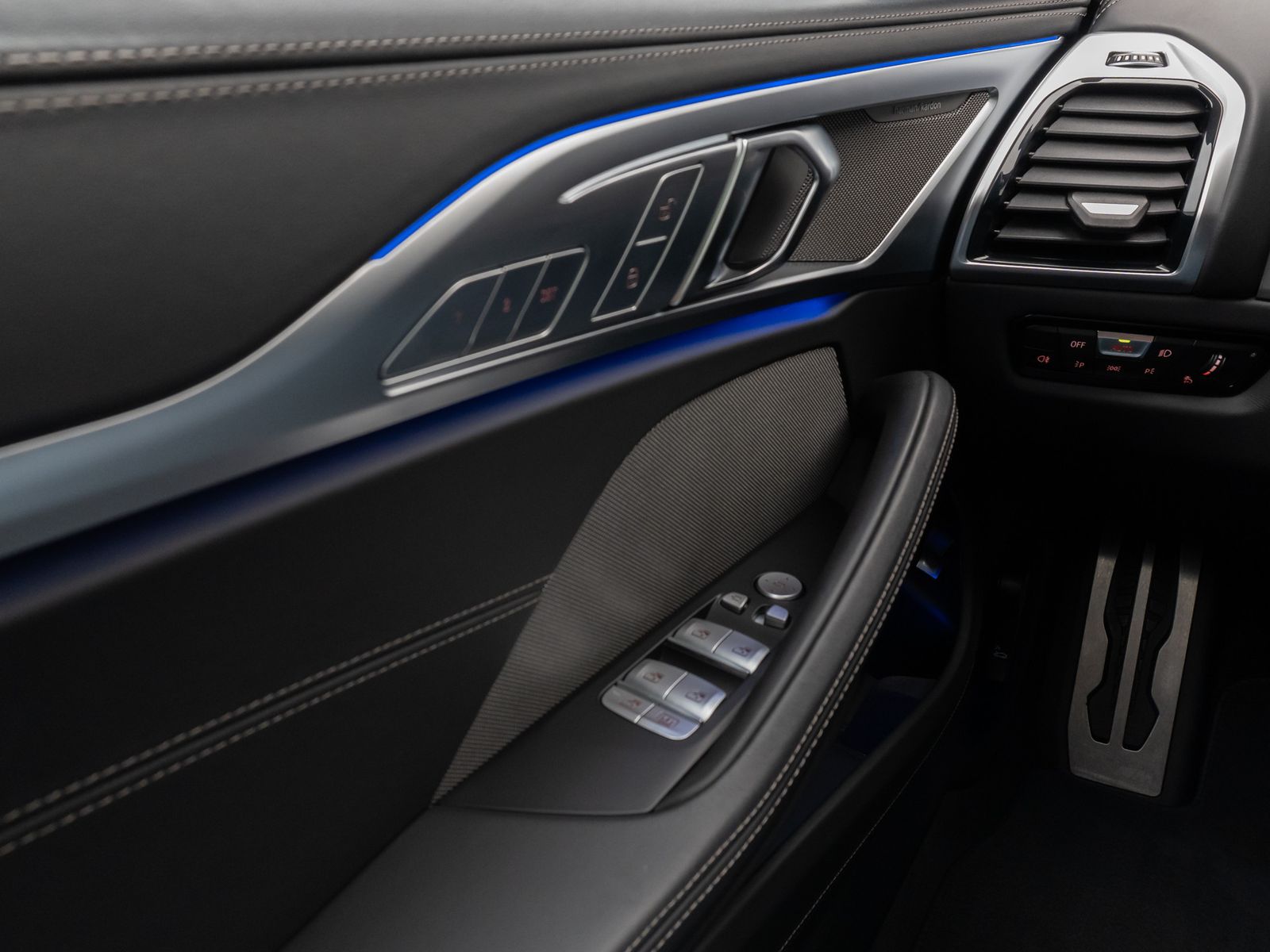 Fahrzeugabbildung BMW M850i xD GC 360° Laser SoftCl DAB Individual 20"