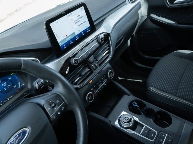 Kuga Titanium Plug-In Hybrid HUD AHK Panorama