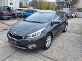 Kia ANDERE Ceed FIFA World Cup Edition - Kia aus 2014