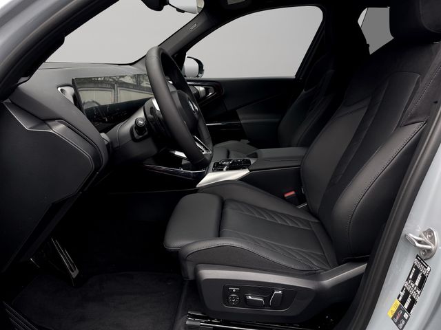 Foto Nummer 9: BMW 3 30e xDrive