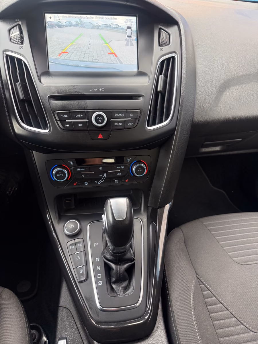 Ford Focus Turnier Titanium#Automatik#zahnr+insp+tüv
