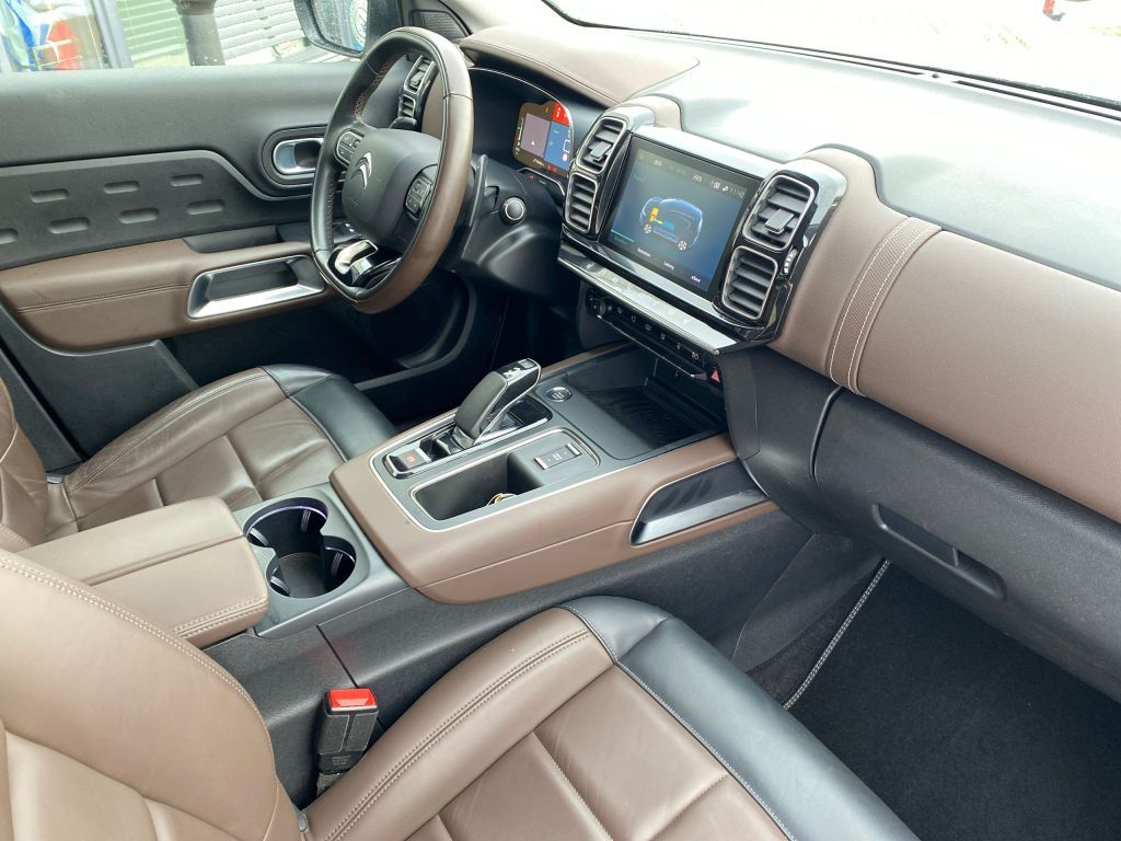 Fahrzeugabbildung Citroën C5 Aircross Hybrid 225 *Automatik* SHINE PACK