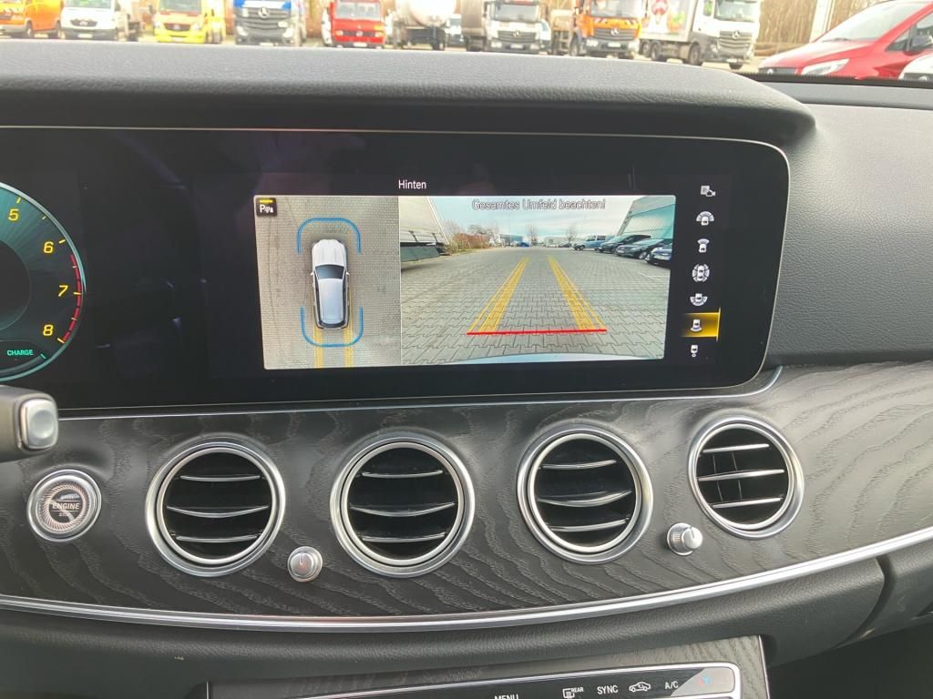 Fahrzeugabbildung Mercedes-Benz E 450 T 4M AMG*HUD*AHZV*DISTR*MEMORY*K-GO*360°