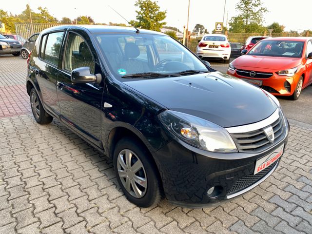 Dacia Sandero Edition FC St. Pauli/Gepflegter Zustand