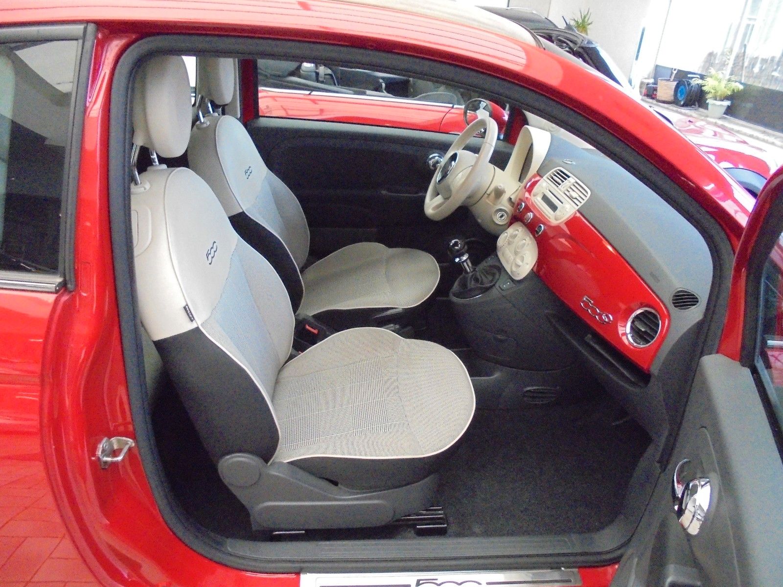 Fahrzeugabbildung Fiat 500 C Lounge Cabrio /Klima/Parktronik/