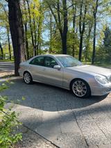 Mercedes-Benz W211. E240 Avantgarde - Mercedes-Benz E 240: W211