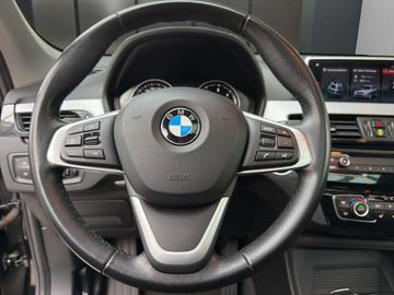 BMW X1 - 11